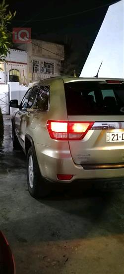 جیپ گراند شیرۆکی
